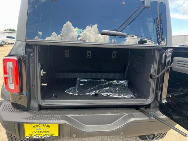 Photo of 2025 Black Ford Bronco
