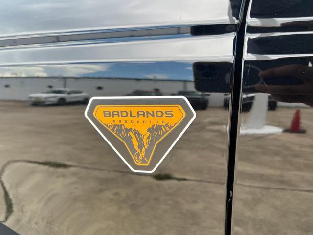 Photo of 2025 Black Ford Bronco