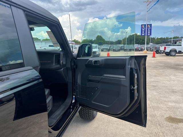 Photo of 2025 Black Ford Bronco