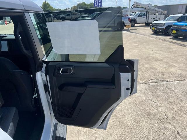 Photo of 2025 White Ford Bronco