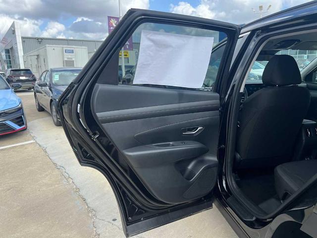 Photo of 2025 Phantom Black Hyundai TUCSON