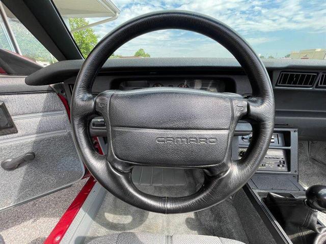 Photo of 1992 Burgundy Chevrolet Camaro