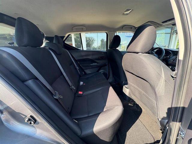 Photo of 2023 Gun Metallic Nissan Kicks