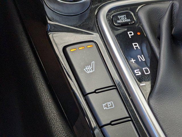 Photo of 2024 Fusion Black Kia Seltos