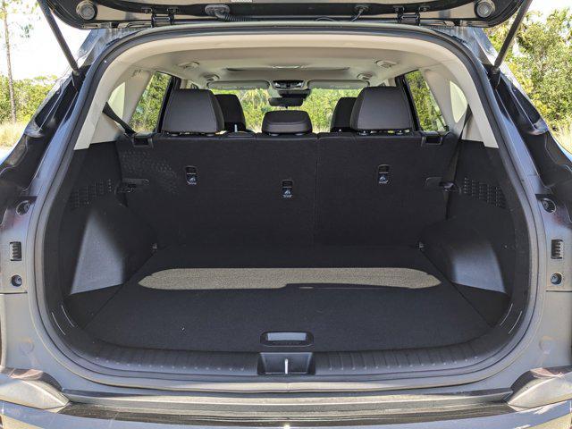 Photo of 2024 Fusion Black Kia Seltos