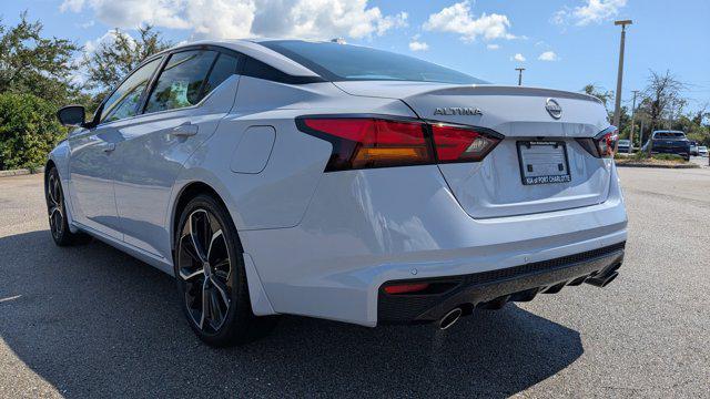 Photo of 2024 Gray Sky Pearl Nissan Altima