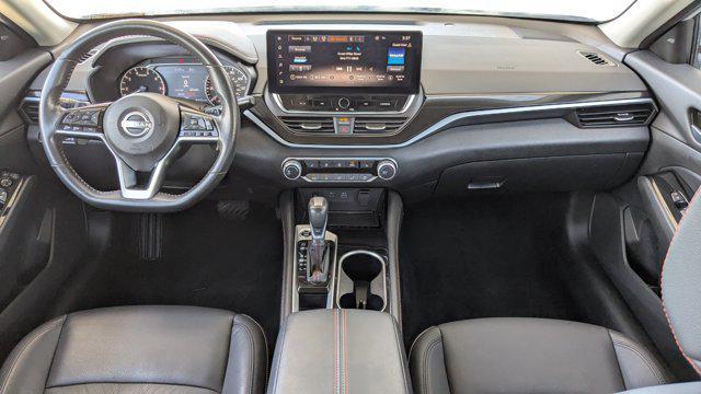 Photo of 2024 Gray Sky Pearl Nissan Altima