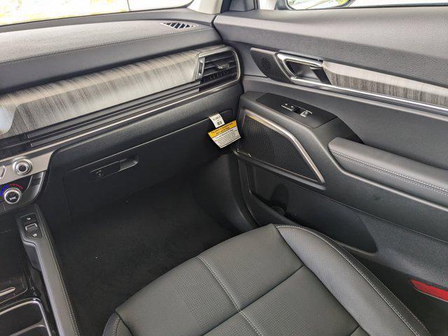Photo of 2025 Midnight Kia Telluride