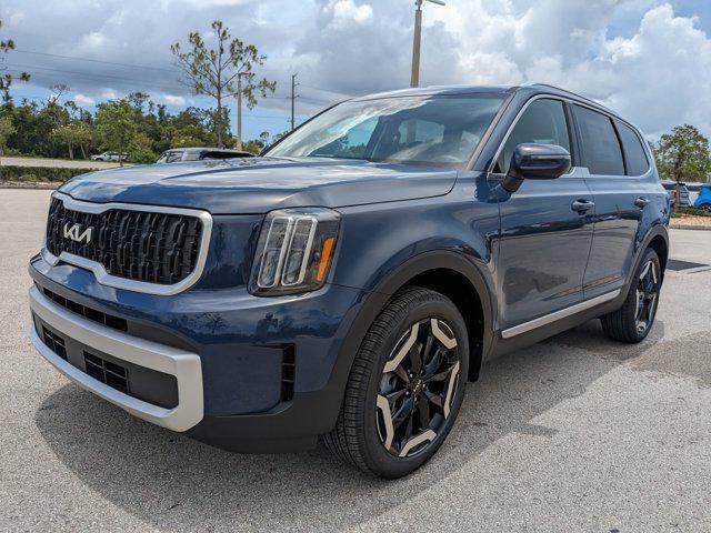 Photo of 2025 Midnight Kia Telluride