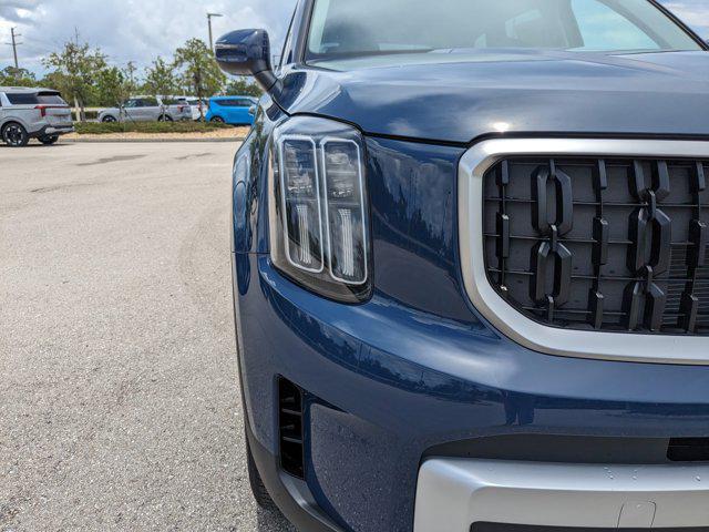 Photo of 2025 Midnight Kia Telluride