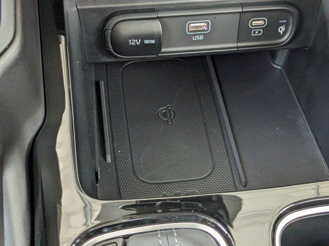 Photo of 2025 Midnight Kia Telluride