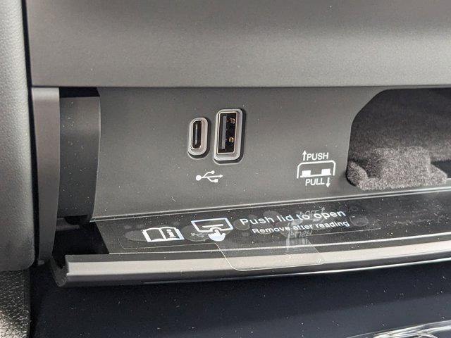 Photo of 2023 Blue Maserati Ghibli