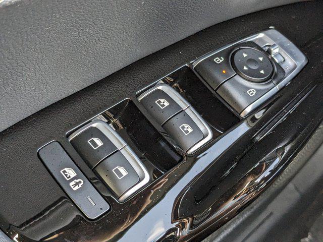 Photo of 2025 Aurora Blue Kia K5