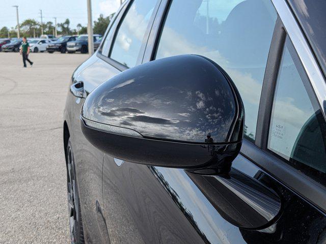 Photo of 2025 Aurora Blue Kia K5