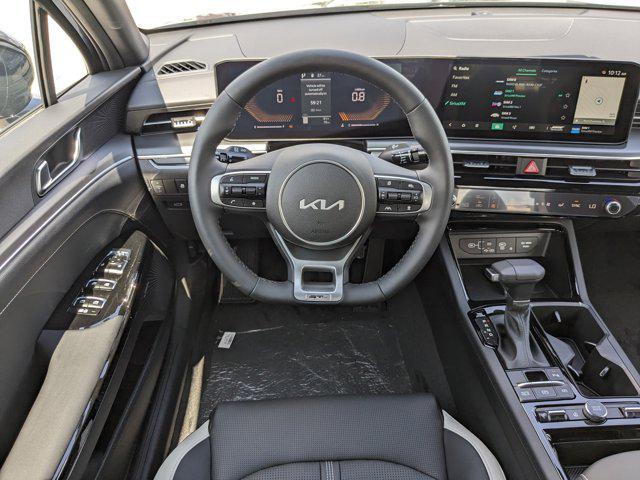 Photo of 2025 Aurora Blue Kia K5