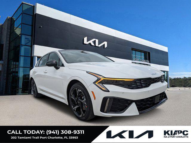 Photo of 2025 White Pearl Kia K5
