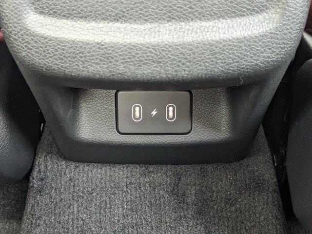 Photo of 2025 White Pearl Kia K5