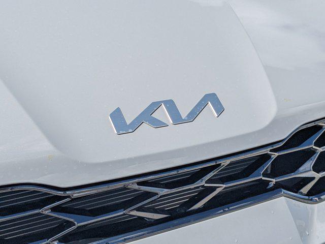 Photo of 2025 Gray Kia K5