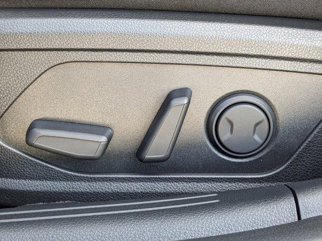 Photo of 2025 Gray Kia K5