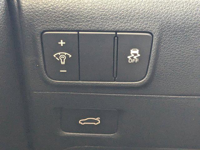 Photo of 2025 Gray Kia K5