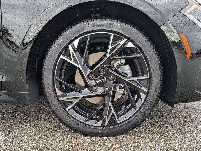 Photo of 2025 Aurora Blue Kia K5