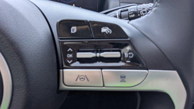 Photo of 2022 Quartz White Hyundai TUCSON