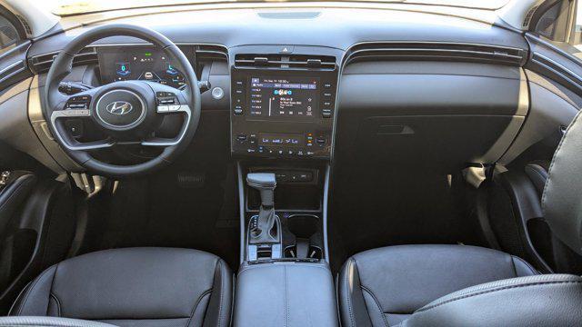 Photo of 2022 Quartz White Hyundai TUCSON