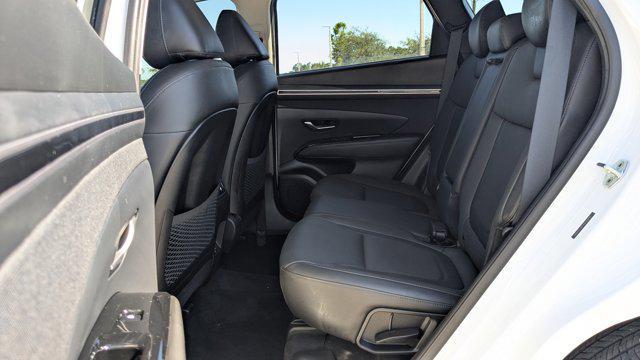 Photo of 2022 Quartz White Hyundai TUCSON