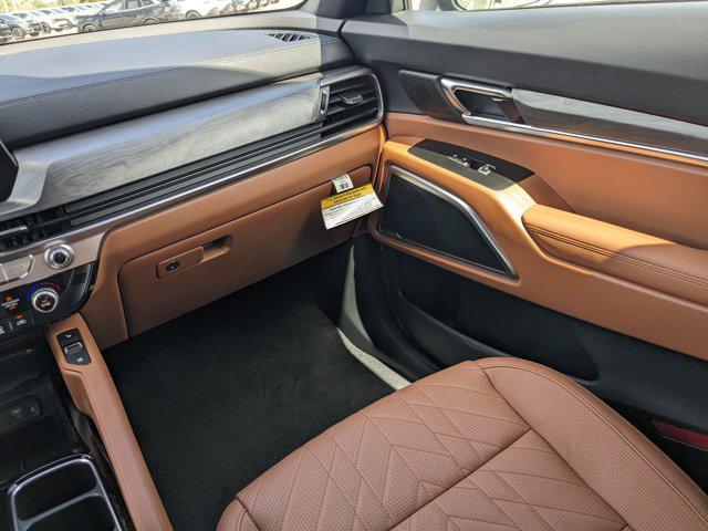Photo of 2025 Green Kia Telluride