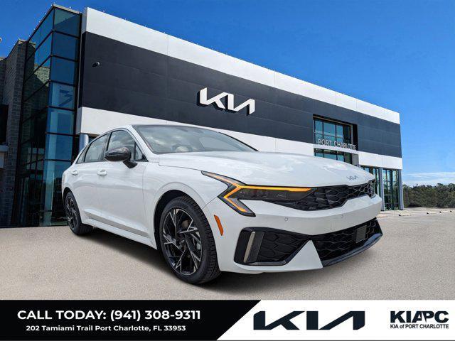 Photo of 2025 White Pearl Kia K5
