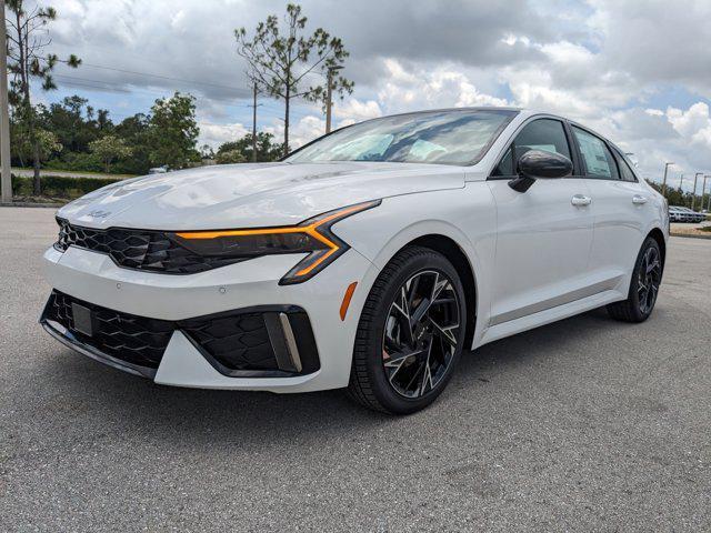 Photo of 2025 White Pearl Kia K5