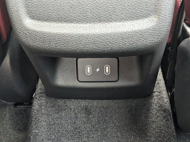 Photo of 2025 White Pearl Kia K5