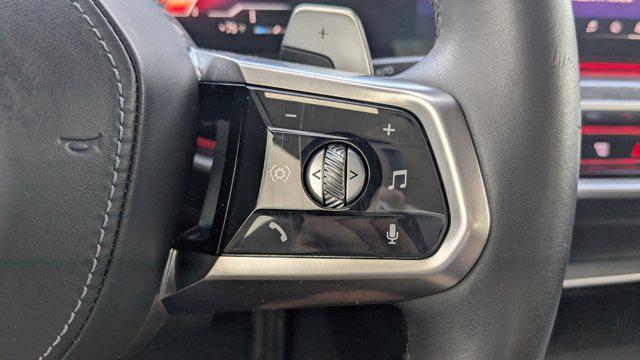 Photo of 2023 Black Sapphire Metallic BMW 740