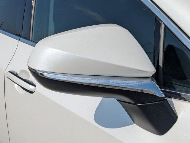 Photo of 2022 White Pearl Lexus NX 350h