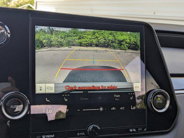 Photo of 2025 Eminent White Pearl Lexus RX 350