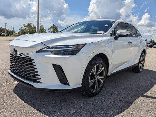 Photo of 2025 Eminent White Pearl Lexus RX 350