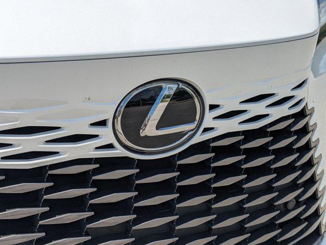 Photo of 2025 Eminent White Pearl Lexus RX 350
