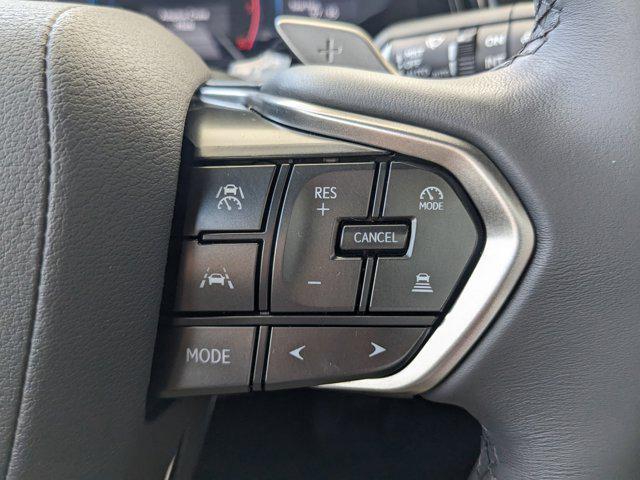 Photo of 2025 Eminent White Pearl Lexus RX 350