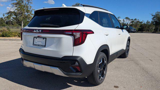 Photo of 2026 White Pearl Kia Seltos