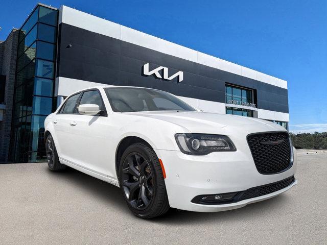 2022 Chrysler 300