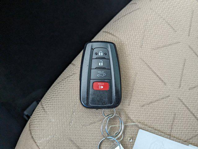 Photo of 2019 Midnight Black Metallic Toyota RAV4