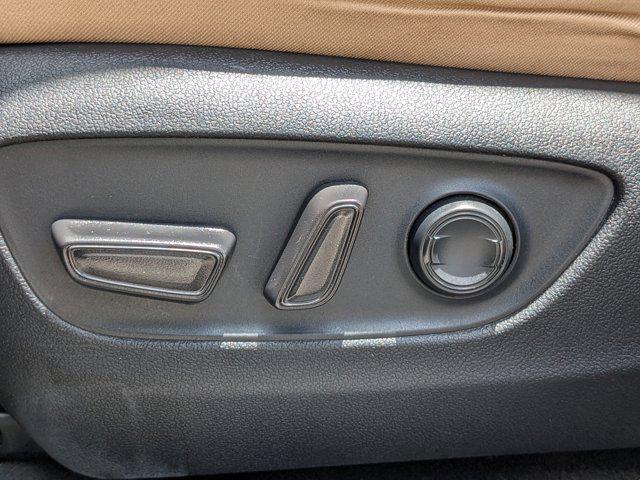 Photo of 2019 Midnight Black Metallic Toyota RAV4
