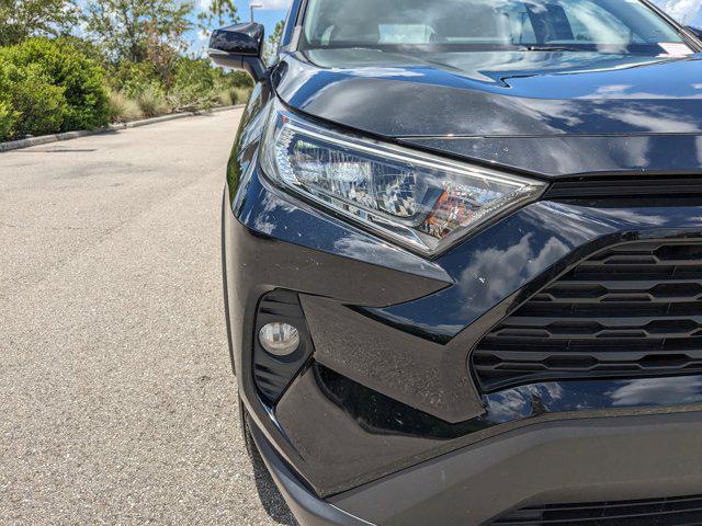 Photo of 2019 Midnight Black Metallic Toyota RAV4