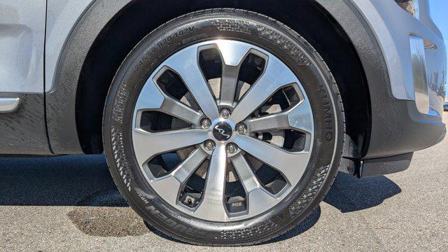 Photo of 2022 Everlasting Silver Kia Telluride
