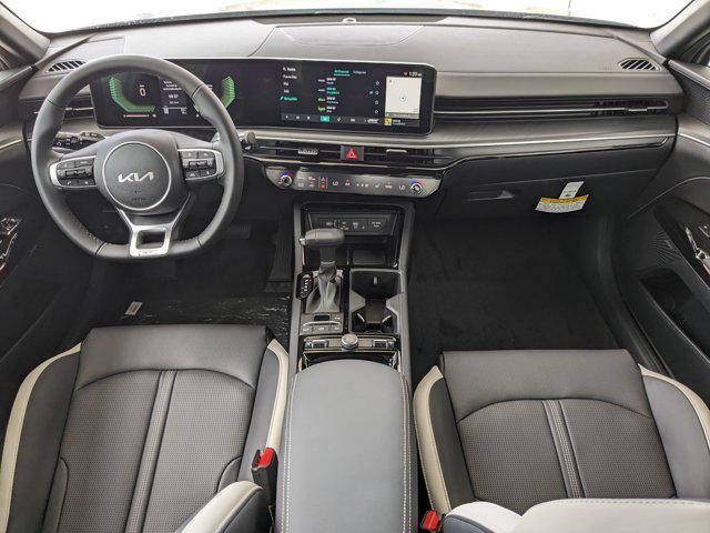 Photo of 2025 Gray Kia K5