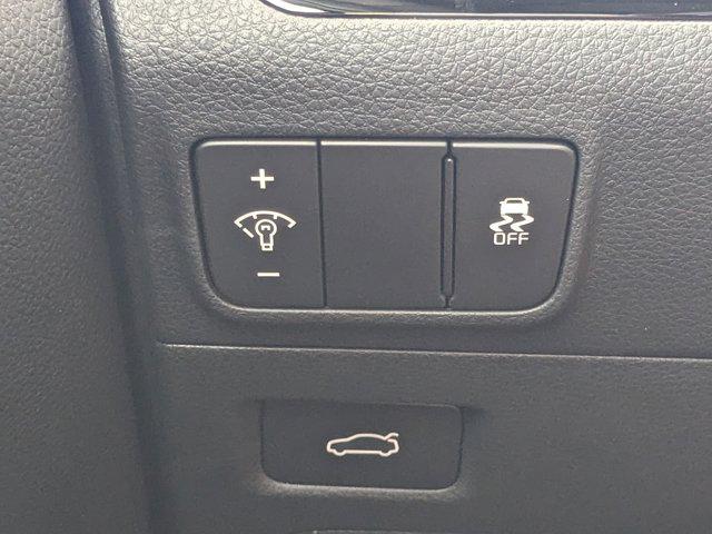 Photo of 2025 Gray Kia K5