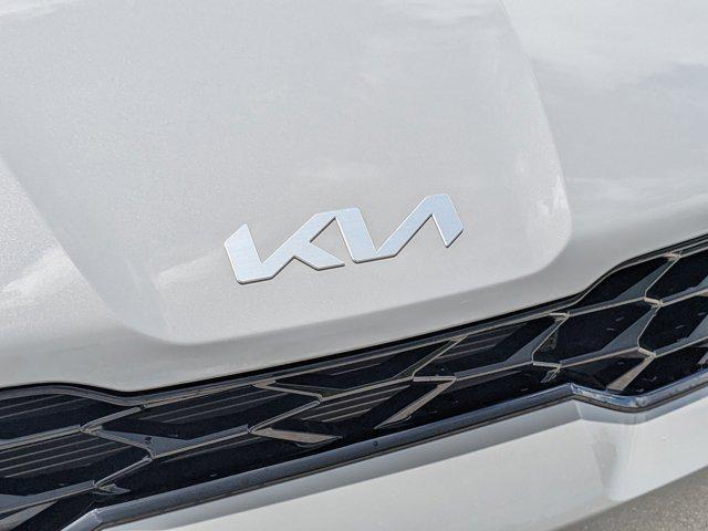 Photo of 2025 Gray Kia K5