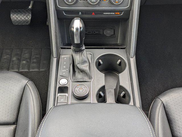 Photo of 2020 Platinum Gray Metallic Volkswagen Atlas Cross Sport