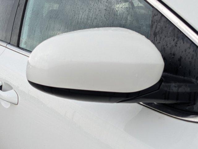 Photo of 2019 Clear White Kia Sportage