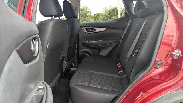 Photo of 2017 Palatial Ruby Nissan Rogue Sport
